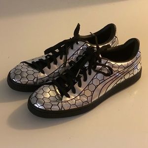 Geometric Black & Silver Puma Sneakers